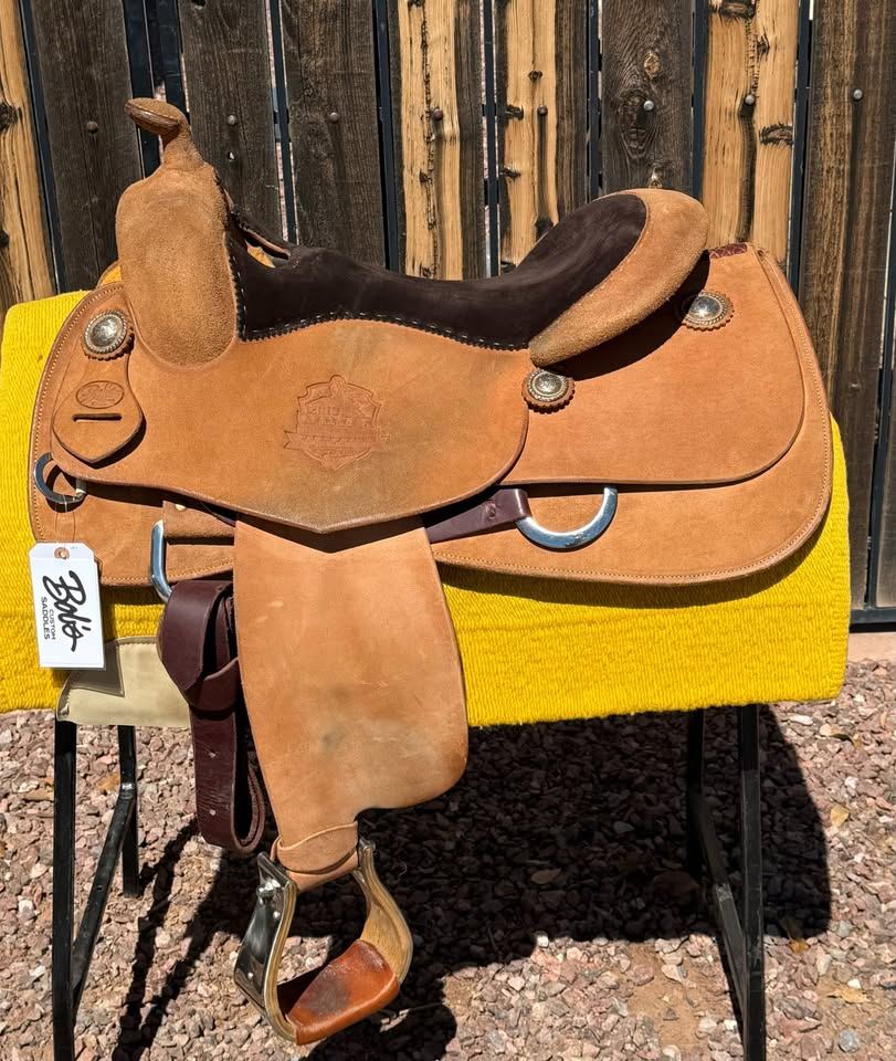 Avila Work Saddle — full right