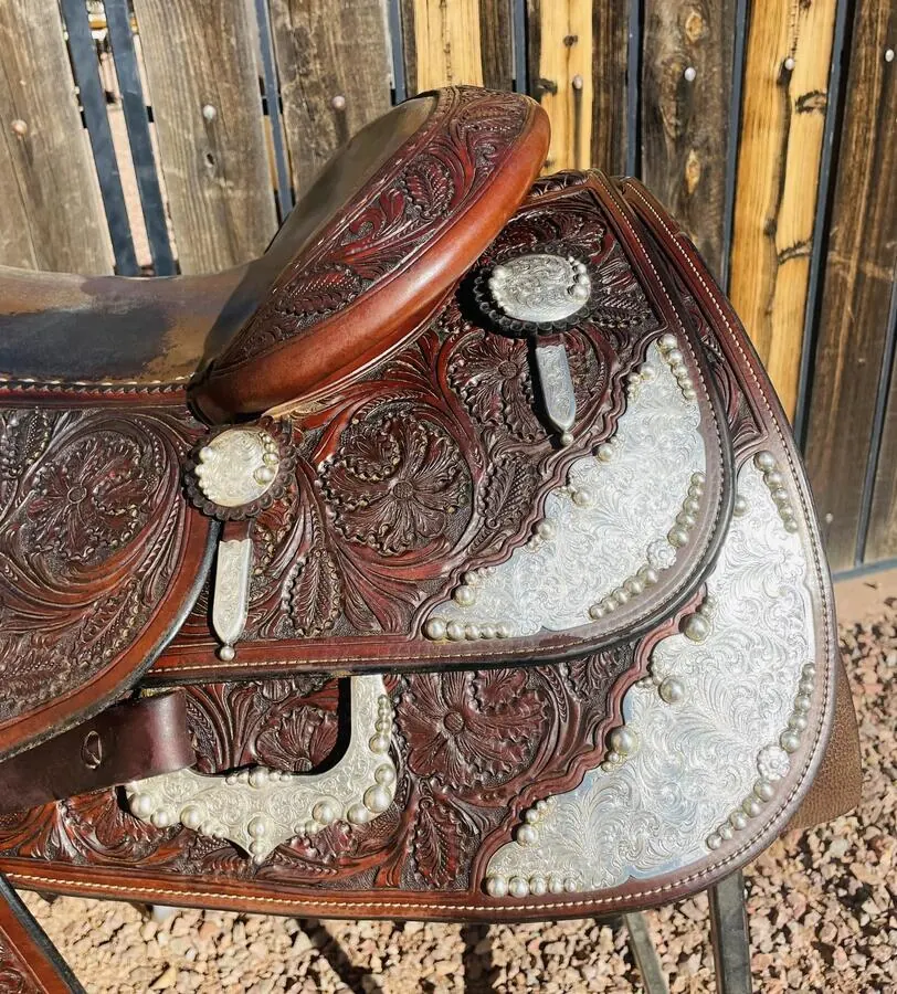 Bob Avila by Bob's Custom Saddle — 16" B17-120M — Cantle Right Silver