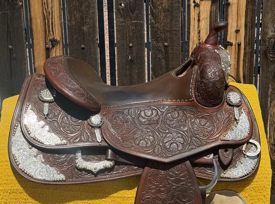Bob Avila by Bob's Custom Saddle — 16" Seat — Cantle Rear