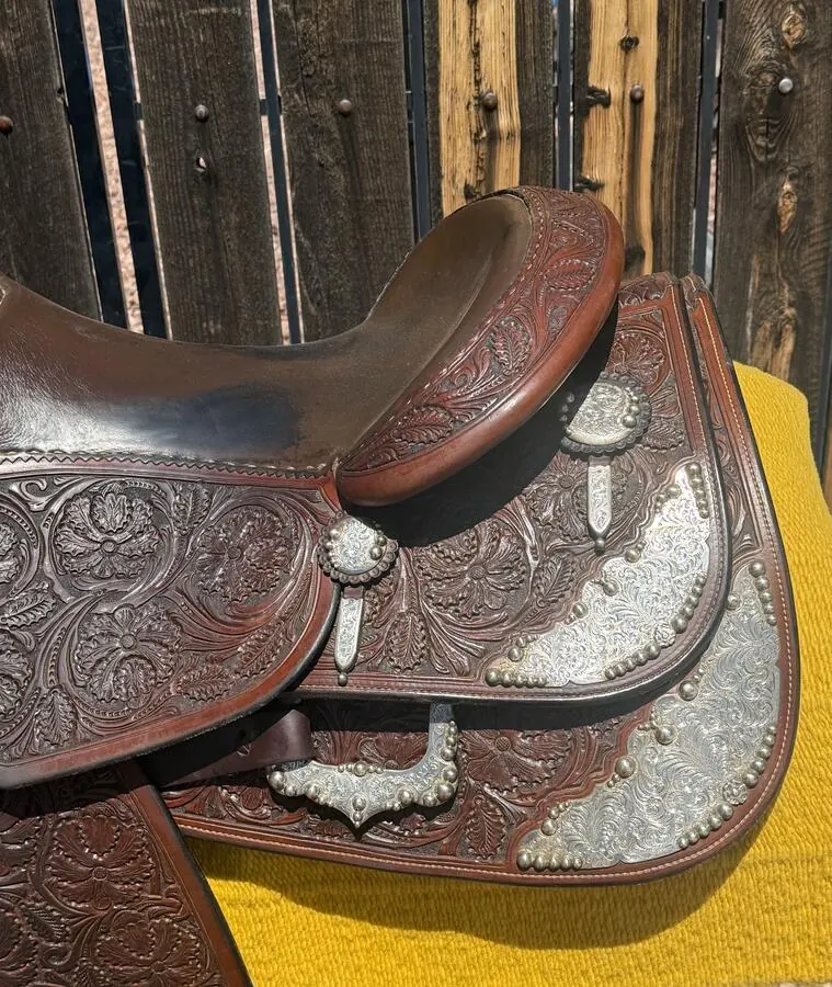 Bob Avila by Bob's Custom Saddle — 16" Seat — Cantle Right Silver