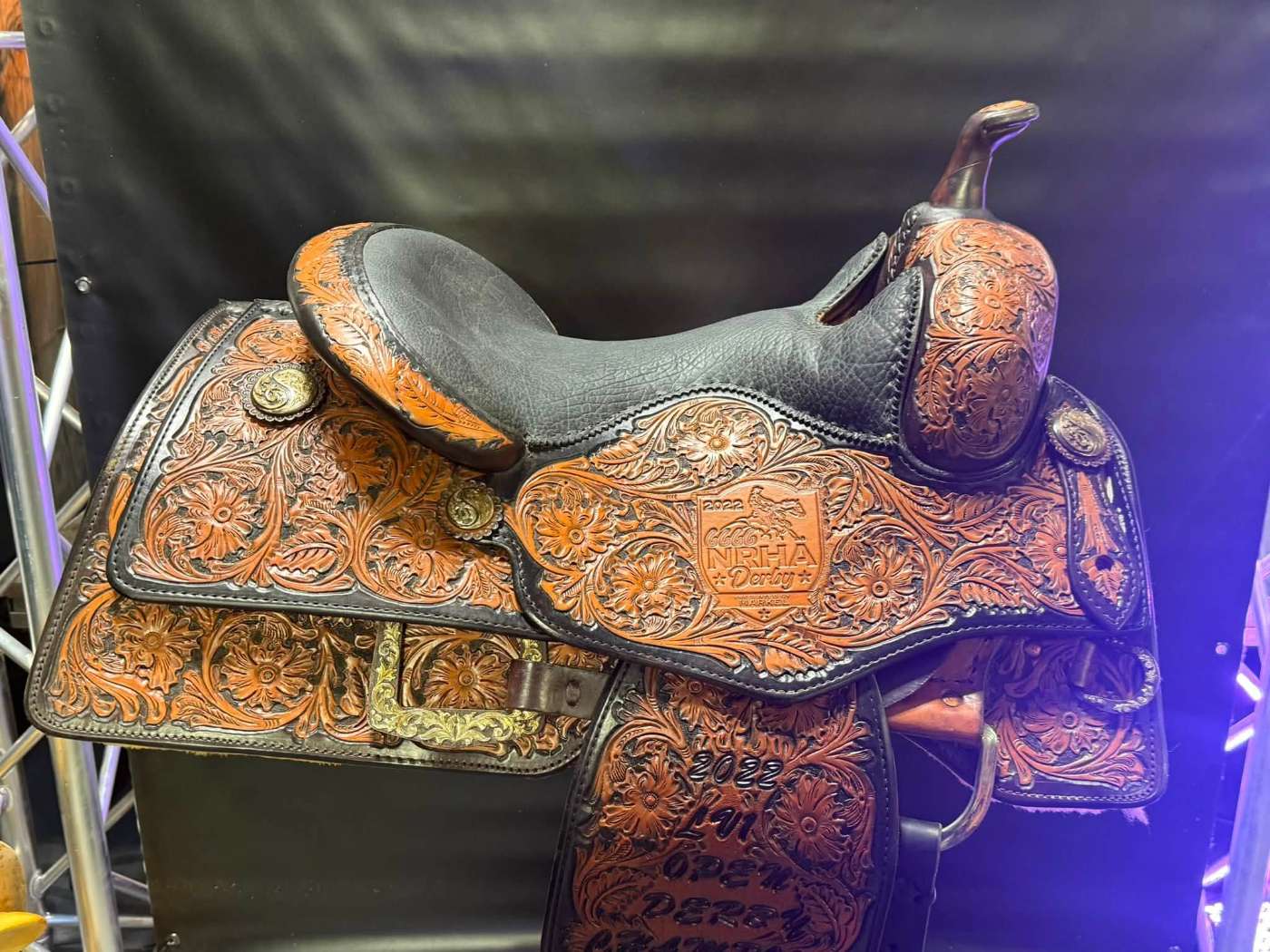 Bob’s Custom Saddle — seat top