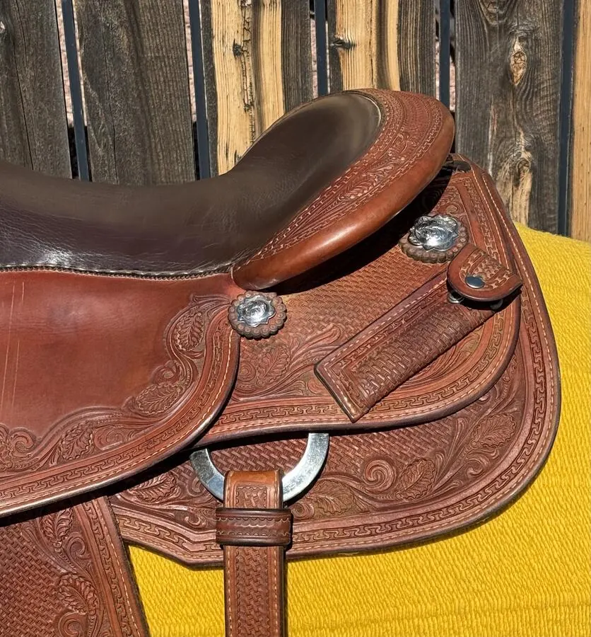 Bob's Custom Saddle — 16" Model B16-1455M — Cantle