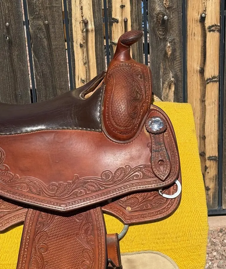 Bob's Custom Saddle — 16" Model B16-1455M — Horn