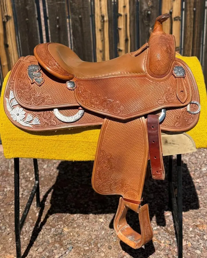 Bob's Custom Saddle — 16" Seat — Basketweave & Floral
