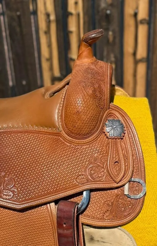 Bob's Custom Saddle — 16" Seat — Basketweave & Floral — Horn Swell Right