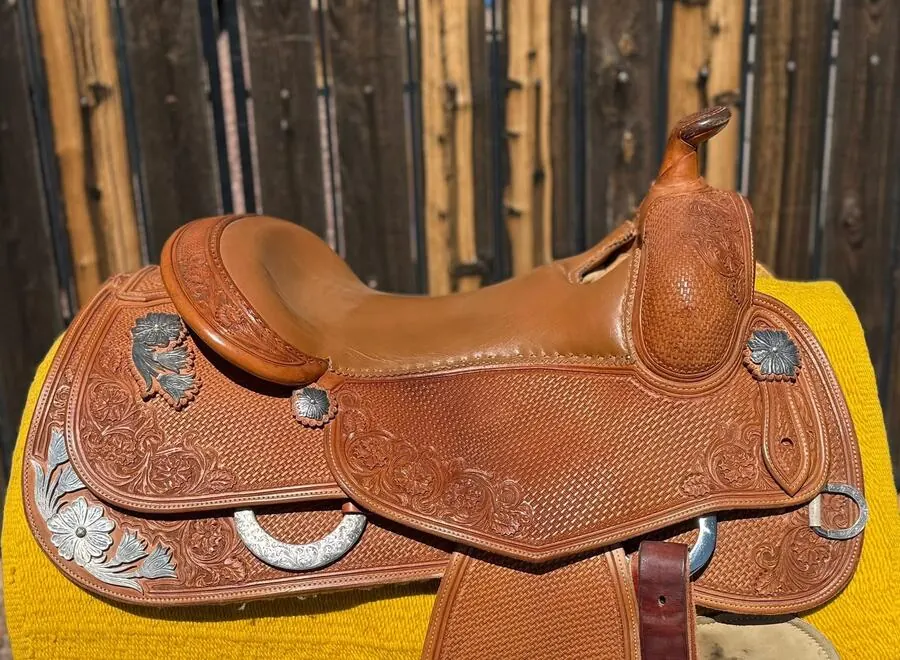 Bob's Custom Saddle — 16" Seat — Basketweave & Floral — Seat Top Right