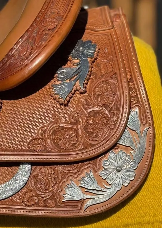Bob's Custom Saddle — 16" Seat — Basketweave & Floral — Skirt Silver Close