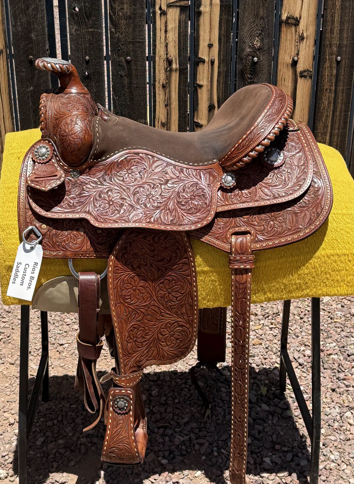 Deluxe Ranch Rider — full right