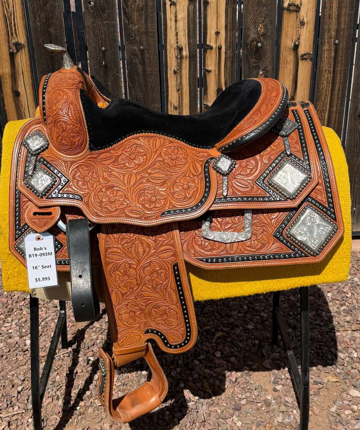 Deluxe Show Saddle