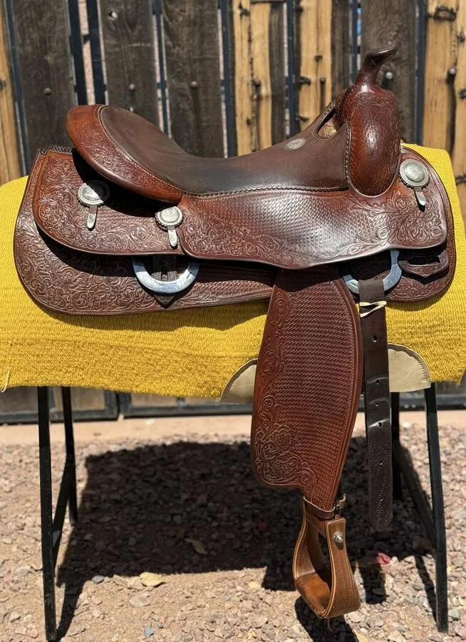 Donn Leson TVB #386 — 16" Seat — Full Right