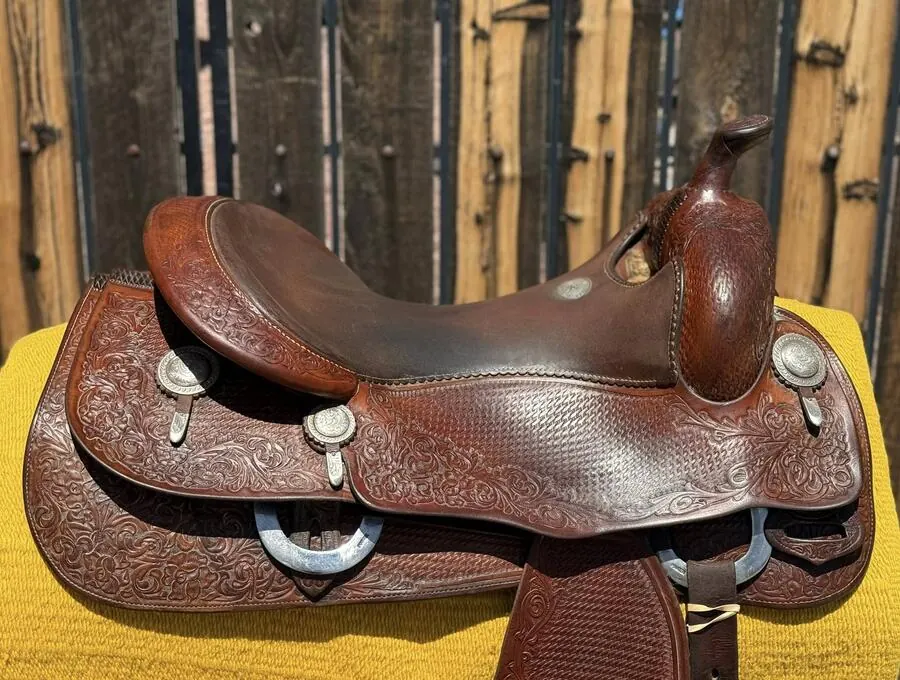 Donn Leson TVB #386 — 16" Seat — Seat Top Left