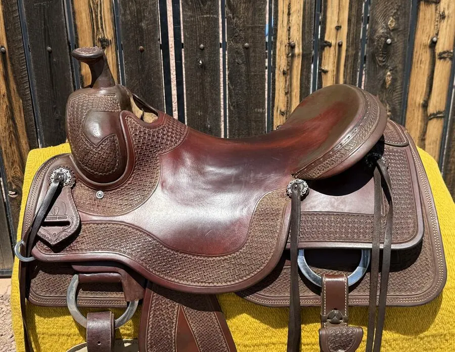 Equine Oasis by Tim Bauer — 17" Seat — Full Left
