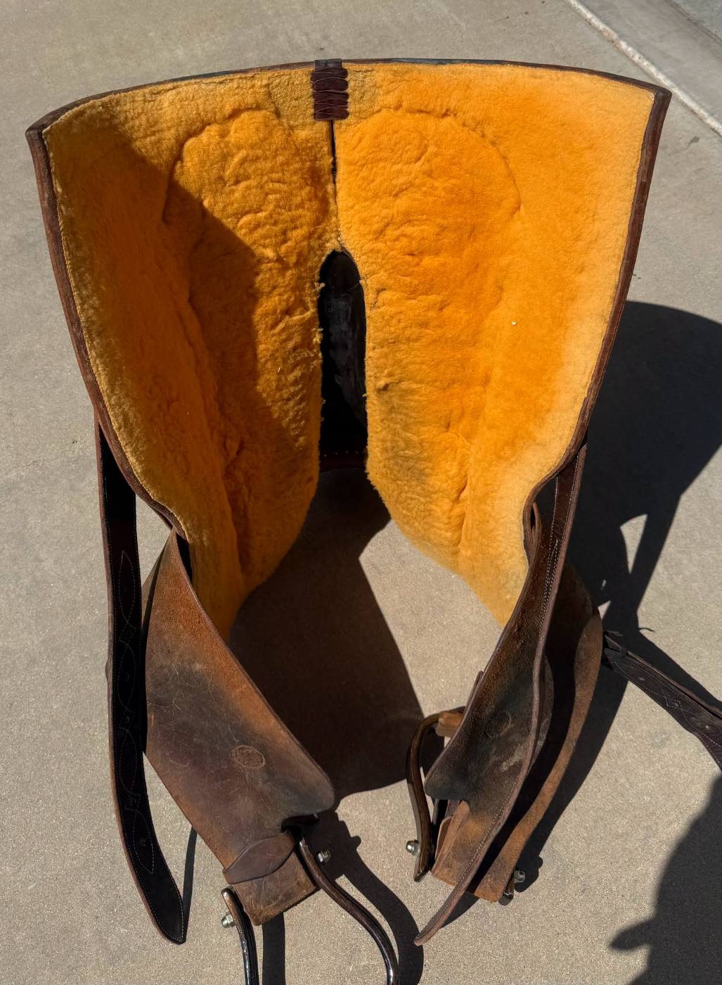 JV Work Saddle — full right