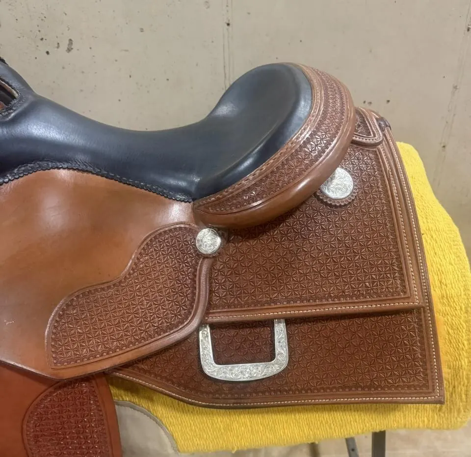 Kyle Tack Reiner — 16" Seat — Cantle Right