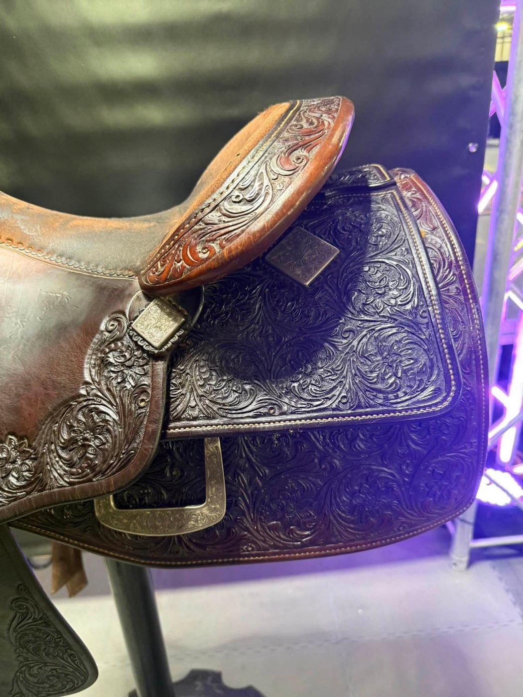 Kyle Tack Reiner — cantle detail