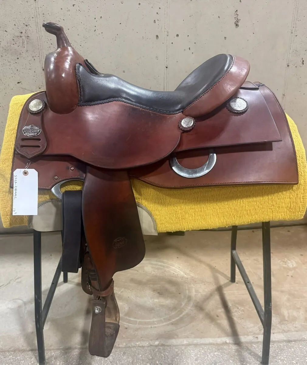 Mandy McCutcheon Reiner — 16" Seat — Full Left