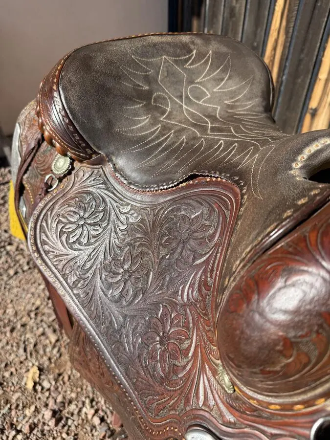 Rios Bros. Roper — 15½" Seat — Cantle Seat