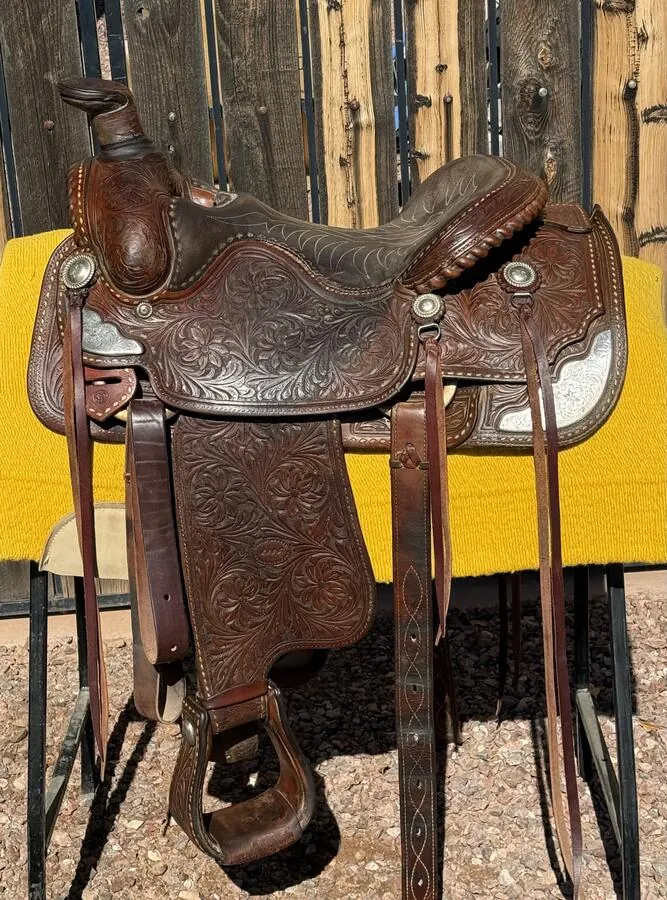 Rios Bros. Roper — 15½" Seat