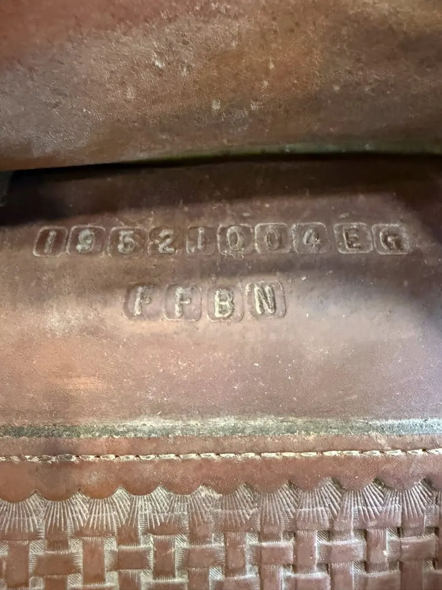 Roohide Reiner — 17" Seat — Tree Stamp