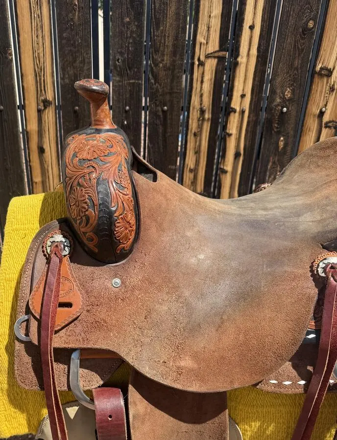 SRS Ranch Saddle — 16" Seat — Seat Left