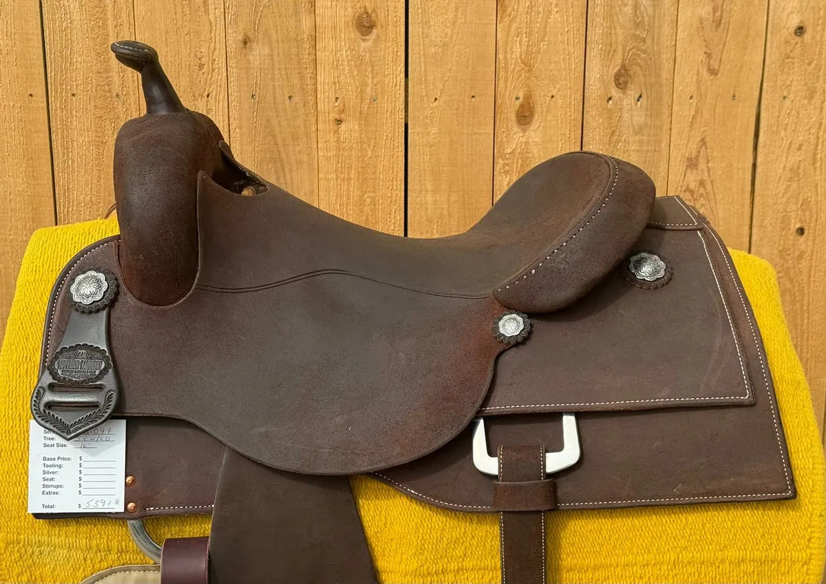 Superior Saddlery Ranch Rider — 16" M24 Tree, Dark Chocolate
