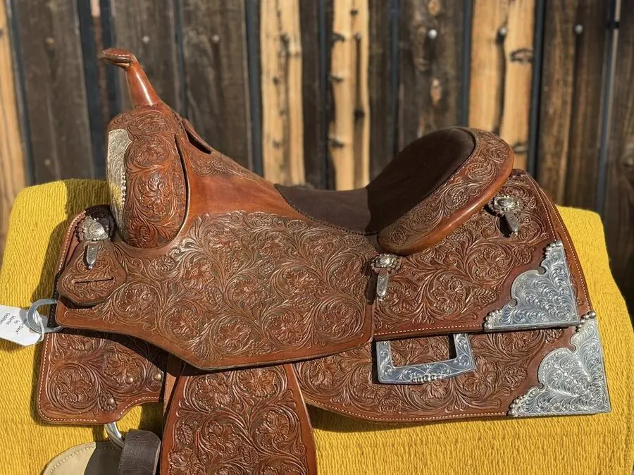 Trevor Dare Reiner by Martin Saddlery — 15½" Full Silver — Full Nearside