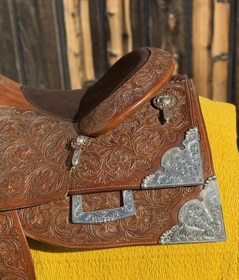 Trevor Dare Reiner by Martin Saddlery — 15½" Full Silver — Nearside Skirt